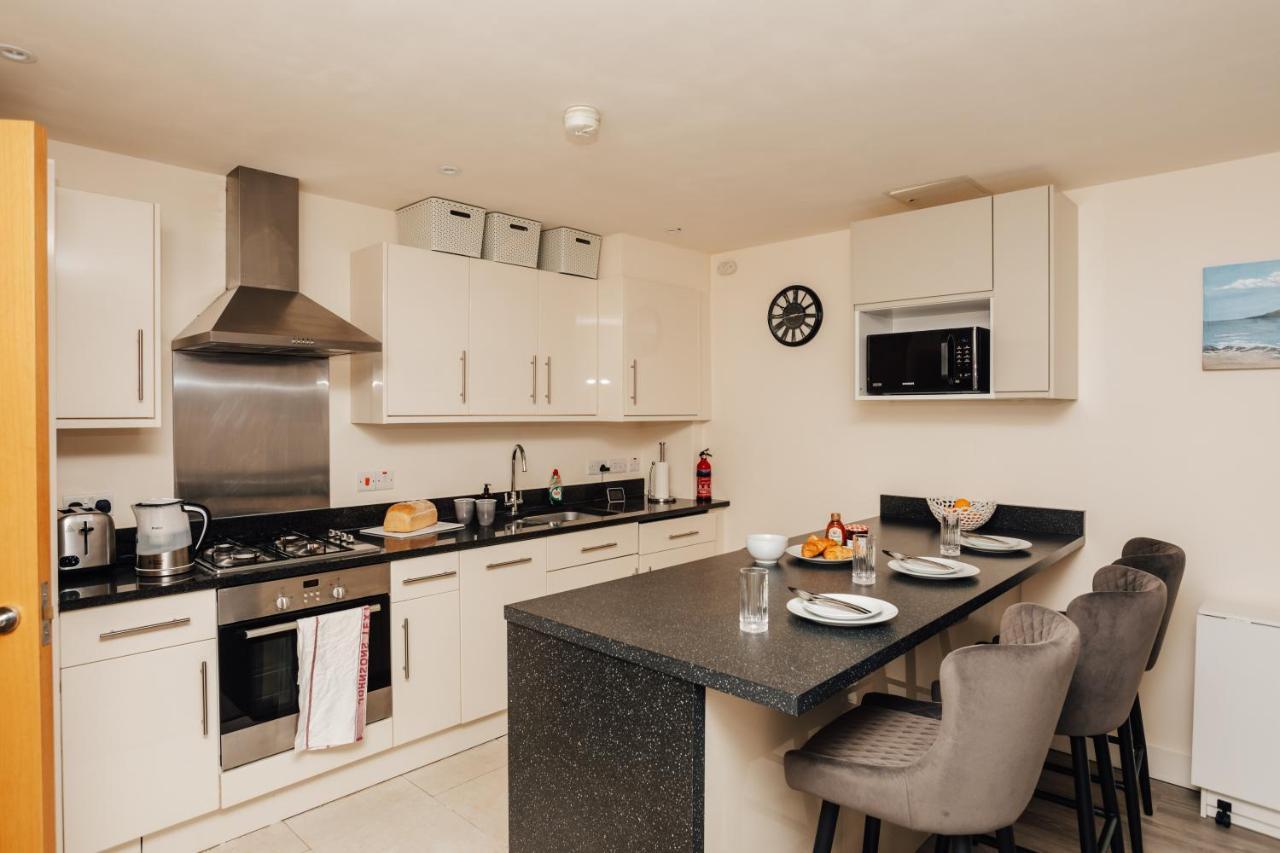 Appartamento Henley Town Centre With Parking Esterno foto
